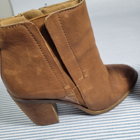 Lucky Brand Sassa Tan Leather Ankle Boots Booties Zipper Women's Size 7 - Picture 12 of 13